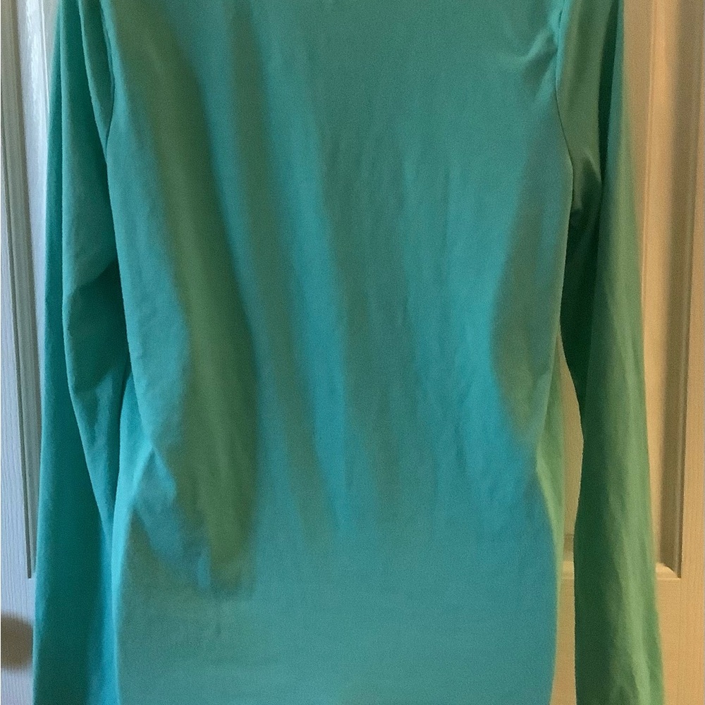 Women's Green V-Neck Top - Picture 10 of 10